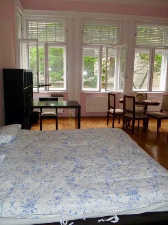 Parliament Alkotmany Utca 4 * Budapest