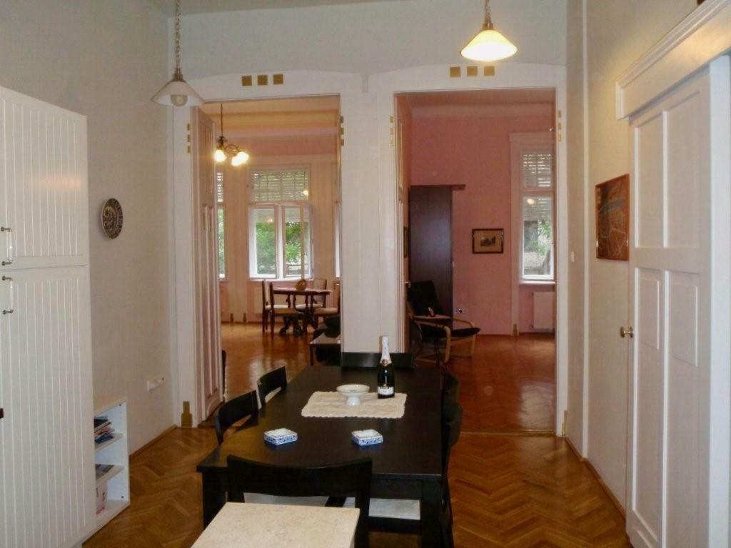 Parliament Alkotmany Utca 4 * Budapest